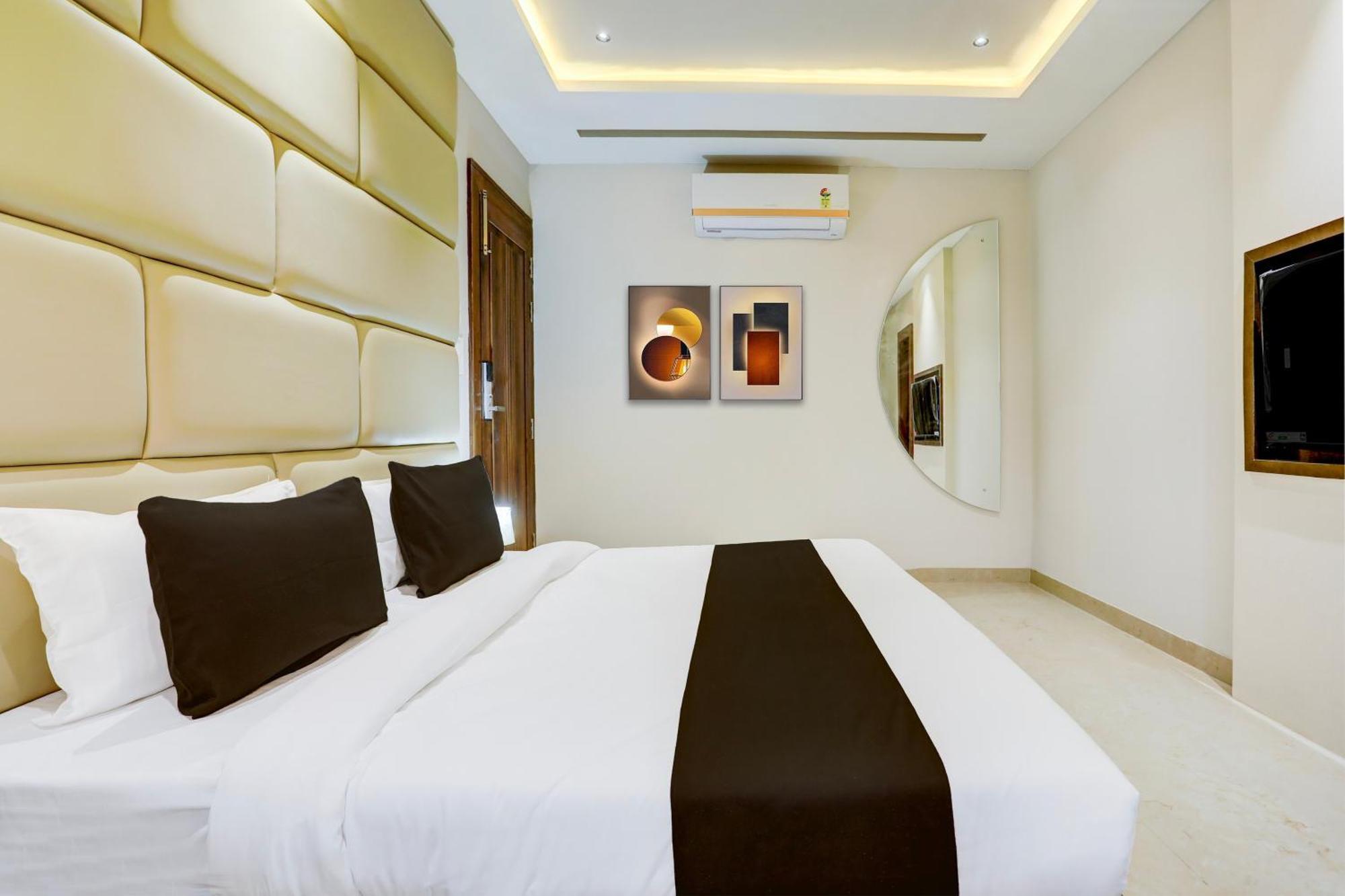 Super Collection O Belgacihia Near Kolkata Railway Station Hotel Gwalior Ngoại thất bức ảnh